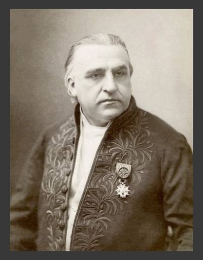 Charcot, na história da neurologia, é considerado o pai da neurologia como especialidade.